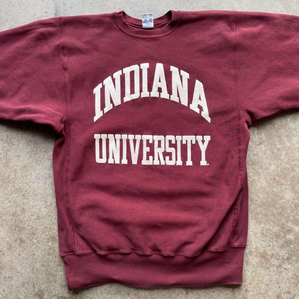 Champion Men's Burgundy and Red Sweatshirt
